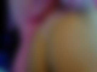 Live cam show with Alisha-Tempt - Oil on Camsoda
