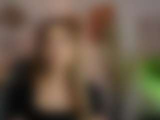 Live cam show with AnnaBrie - Petite on Hubzter Live