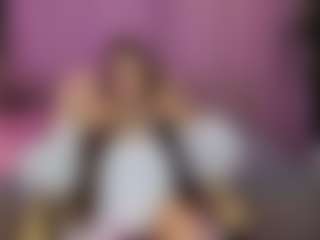 Live cam show with Deanna-B - Natural on StripNow