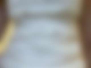 Live cam show with Rosie - Bikini on Milfs Live
