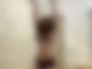 Live cam show with Rosie - Asian Big Tits on livesuperchat.net