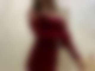Live cam show with Rosie - Hairy Pussy Brown Hair on Stripli.com