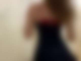 Live cam show with Rosie - Trimmed Asian on Camsoda