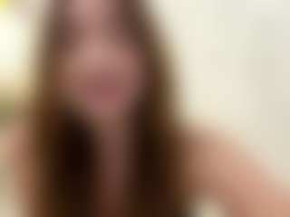 Live cam show with Rosie - Asian Public on AdultVida.com
