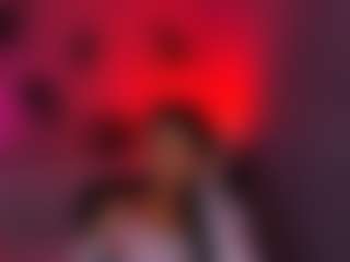 Live cam show with itscharlliee - Granny Brown Hair on luckytryst.com