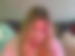 Live cam show with JosieBrazill - Body Massage on madthumbs