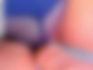 Live cam show with Kira - Granny on Camsoda