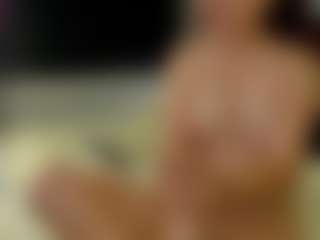 Live cam show with Kira - Lovense Middle Aged on numayanayam.club