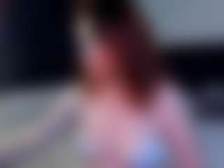 Live cam show with Kira - Middle Aged on xheatlive.com
