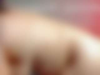 Live cam show with Kira - Striptease Granny on Camsoda