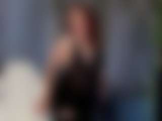 Live cam show with Kira - White on madthumbs