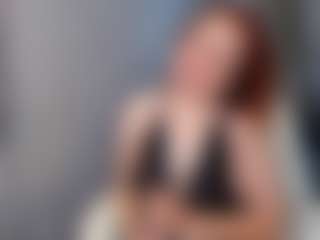 Live cam show with Kira - Trimmed Granny on madthumbs