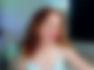 Live cam show with Kira - Spy Granny on Camiplay Live