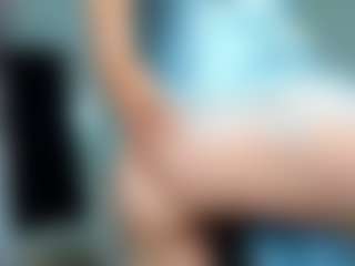 Live cam show with Kira - Control on Camsoda