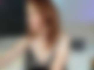 Live cam show with Kira - Granny Dildo on CamwithHer