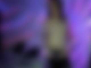 Kira's Live Sex Cam Show