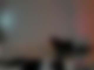 Live cam show with Kira - Spy Granny on CamSextacy