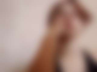 Mia's Live Sex Cam Show