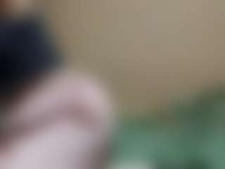Mia's Live Sex Cam Show