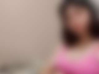 Live cam show with Mia - Facial Piercings on Camsoda