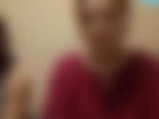 Live cam show with Mia - Athletic College on Milfs Live