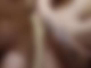 Mia's Live Sex Cam Show