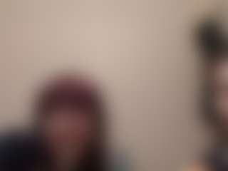 Live cam show with Mia - Green Eyes on Camiplay Live