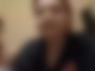Live cam show with Mia - Cock Rating on Camsoda