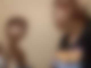 Live cam show with Mia - Dildo Or Vibrator on Camsoda