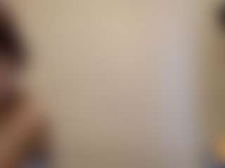 Live cam show with Mia - Body Massage on Hubzter Live
