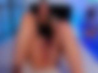 Live cam show with LeylaFoxxy - Thin on Gym Cam Girls