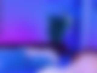 Live cam show with LunaVold - Smoking on Livezox