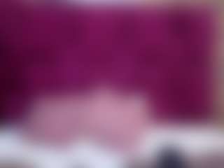 Live cam show with miamonroe1 - Average on Chatstar