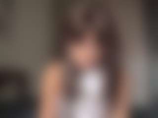 Live cam show with Milana - Foot Fetish Brown Hair on CamClone