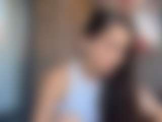 Live cam show with Milana - Athletic Young Adult on Camsoda