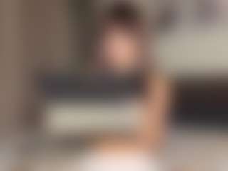 Live cam show with Milana - Brown Hair on TastyBlacksLive