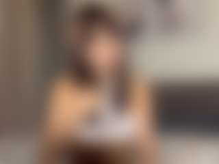 Live cam show with Milana - Thin on 1on1-livenow
