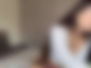 Live cam show with Milana - Normal on AdultVida.com