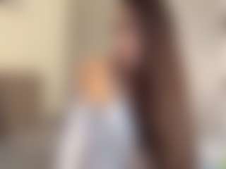 Live cam show with Milana - Upskirt on LiveSexCams6