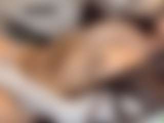 Live cam show with Milana - Joi on eurowanks.com