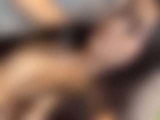 Live cam show with Milana - Brown Hair on Dolls Live
