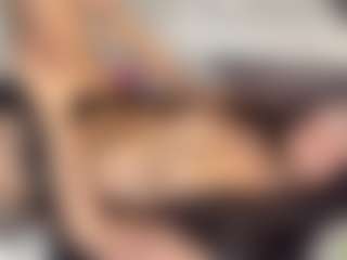 Live cam show with Milana - Normal on dropp.cam