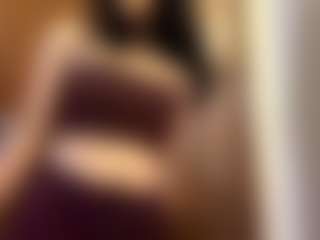 Live cam show with RevaPearse - Thick on sexylivex.com