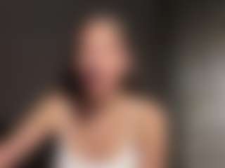 Live cam show with SanoraMoznett - New Bedroom on Fling VIP Chat