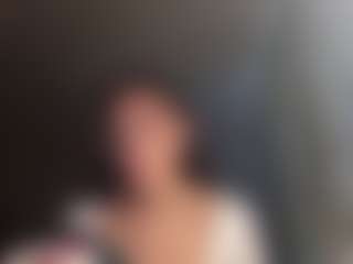 Live cam show with SanoraMoznett - Blowjob on live18s.com