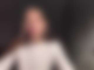Live cam show with SanoraMoznett - Pov on madthumbs