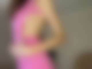 Show en direct avec SanoraMoznett - Camel Toe sur Camsoda