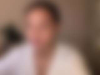 Live cam show with SanoraMoznett - Facial on Camsoda