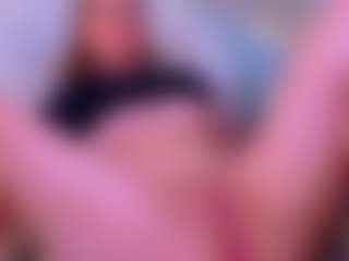 Sellenna's Live Sex Cam Show