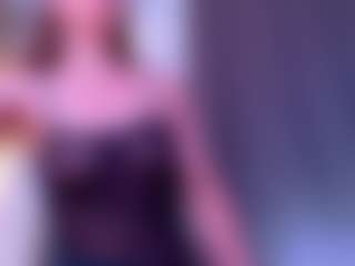 Live cam show with Sellenna - Busty on Camsoda